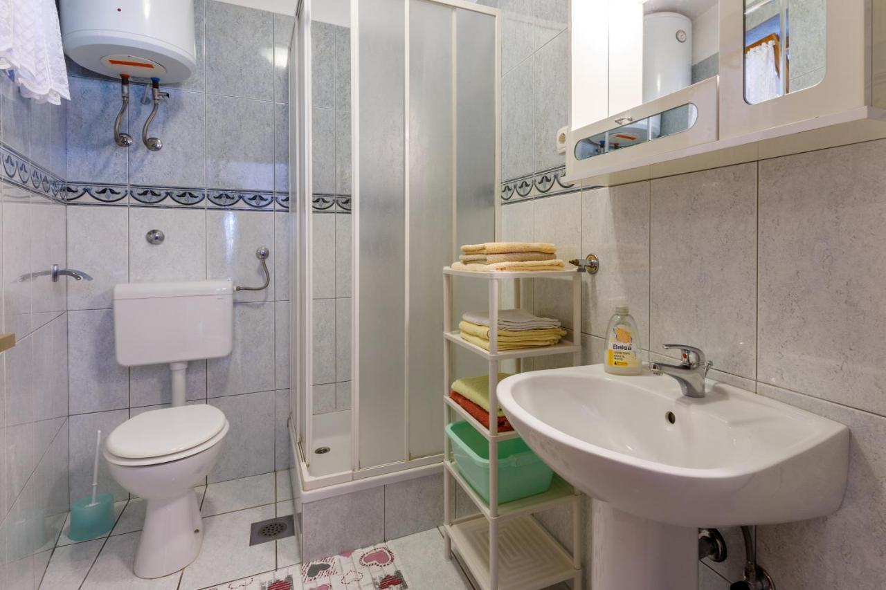 Apartment Vojka Crikvenica Exterior foto