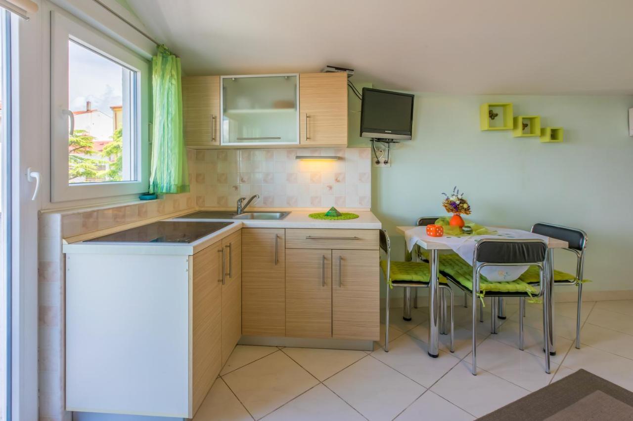 Apartment Vojka Crikvenica Exterior foto